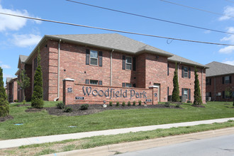 Woodfield Park Apartments in Springfield, MO - Building Photo - Building Photo