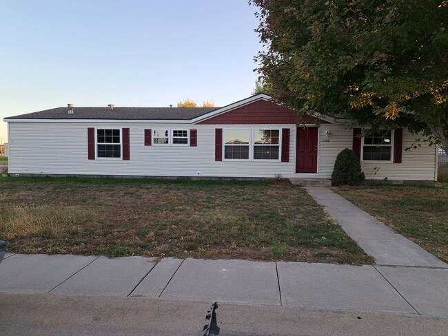 property at 1302 Bridle Dr