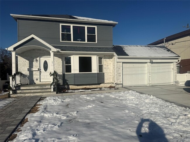 property at 192 S Long Beach Rd