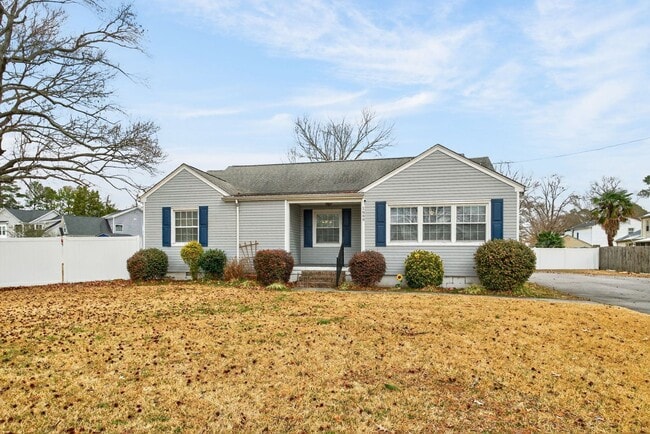 property at 1666 Kempsville Rd