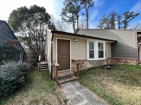 121 Boardwalk Ln in Tallahassee, FL - Building Photo