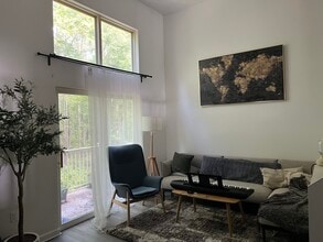 109 N Barrow Pl in Princeton, NJ - Building Photo - Building Photo