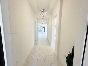 17354 SW 46th St in Miramar, FL - Foto de edificio - Building Photo