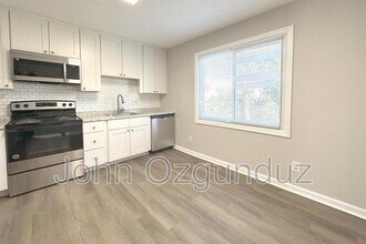 813 S Blount St in Raleigh, NC - Building Photo - Building Photo