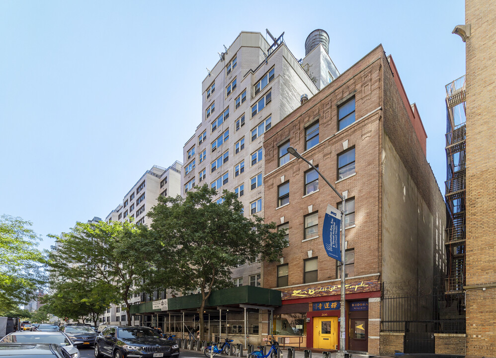 The Eastview in New York, NY - Building Photo