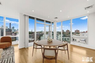 535 Clinton Ave in Brooklyn, NY - Building Photo