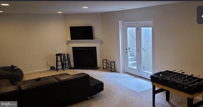 24800 Beardgrass Pl in Aldie, VA - Building Photo - Building Photo