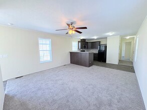 10610 State Rte 762 in Lockbourne, OH - Building Photo - Building Photo