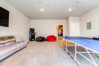 7224 23rd St in Lubbock, TX - Building Photo - Building Photo