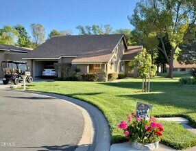 8146 Village 8 in Camarillo, CA - Building Photo - Building Photo