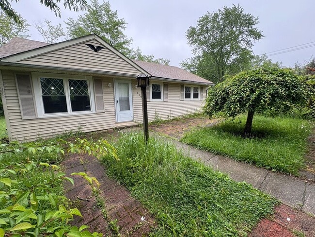 property at 649 Maplewood Ave