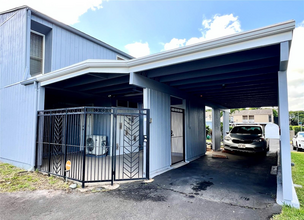 95-431-431 Kuahelani Ave in Mililani, HI - Building Photo - Building Photo