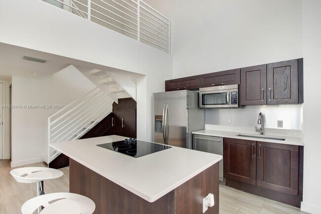 401 Jefferson Ave, Unit 6 in Miami Beach, FL - Foto de edificio - Building Photo