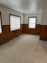 5813 Edwards Ave in Flint, MI - Building Photo - Building Photo