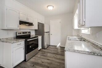 1621 Sonia Dr in Birmingham, AL - Building Photo - Building Photo