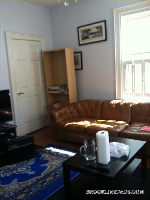 199 Boylston St in Brookline, MA - Building Photo