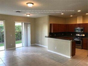 10566 Galleria St in Wellington, FL - Building Photo - Building Photo