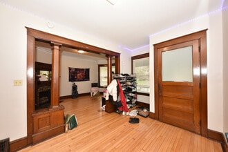 2855 N Murray Ave, Unit 2855 in Milwaukee, WI - Building Photo - Building Photo