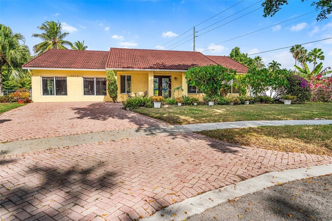 property at 8619 SW 51st St