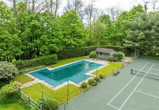 1282 Hollow Rd in Clinton Corners, NY - Building Photo - Building Photo