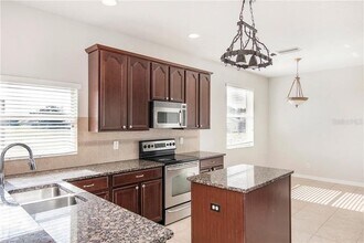 11161 Creek Haven Dr in Riverview, FL - Building Photo - Building Photo
