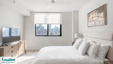 698 NE 1st Ave, Unit CMW-2003 in Miami, FL - Foto de edificio - Building Photo