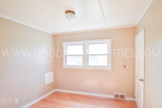 2620 60th St in Des Moines, IA - Building Photo - Building Photo