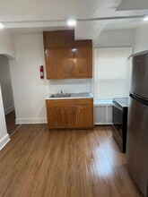 1041 N 5th St in Reading, PA - Building Photo - Building Photo