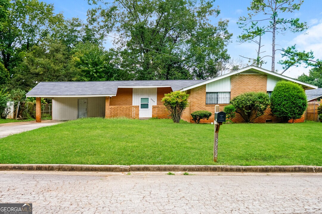 3762 Elkridge Dr in Decatur, GA - Building Photo