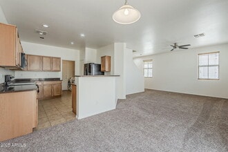 3022 E Donner Dr in Phoenix, AZ - Building Photo - Building Photo