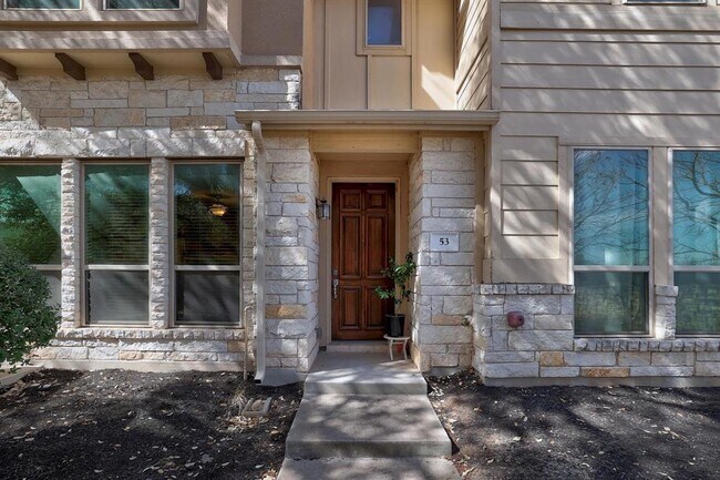 property at 13800 Lyndhurst St