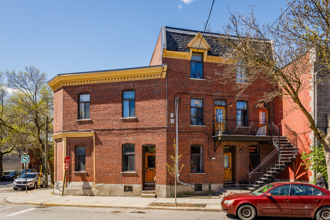 810 D'hibernia St in Montréal, QC - Building Photo