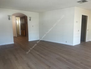 2804 Park Ave in Rosamond, CA - Building Photo - Building Photo