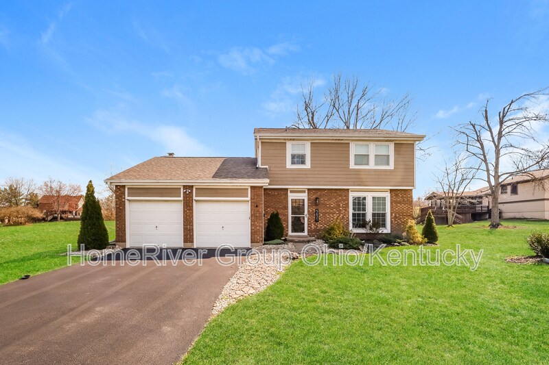 5621 Red Pheasant Way in West Chester, OH - Building Photo