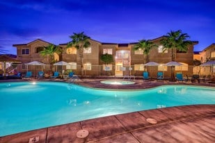 Miraflores Apartments in El Centro, CA - Building Photo