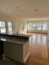 178 Hillside Ave, Unit 1 in Pawtucket, RI - Building Photo - Building Photo