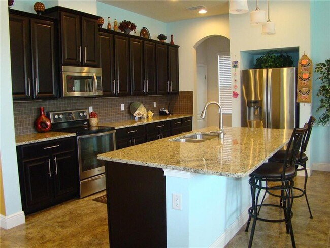 11428 Quiet Forest Dr in Tampa, FL - Building Photo - Building Photo