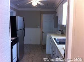 105 Naugatuck Ave in Milford, CT - Building Photo - Building Photo