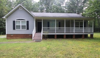 4540 Marcella Ln in Quinton, VA - Building Photo