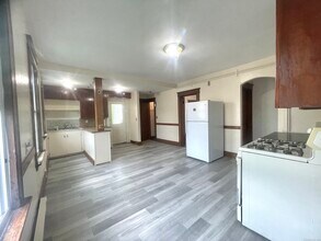 43 Fox St in Waterbury, CT - Foto de edificio - Building Photo