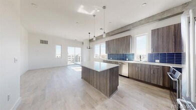 665 Santa Fe Dr-Unit -213 in Denver, CO - Foto de edificio - Building Photo