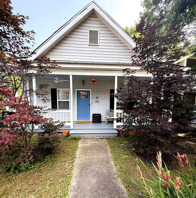 property at 67 Little St SE