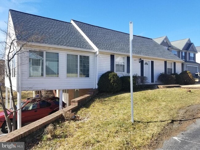 property at 4036 Overlook Dr