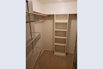 7903 Meadow Park Dr in Dallas, TX - Building Photo - Building Photo