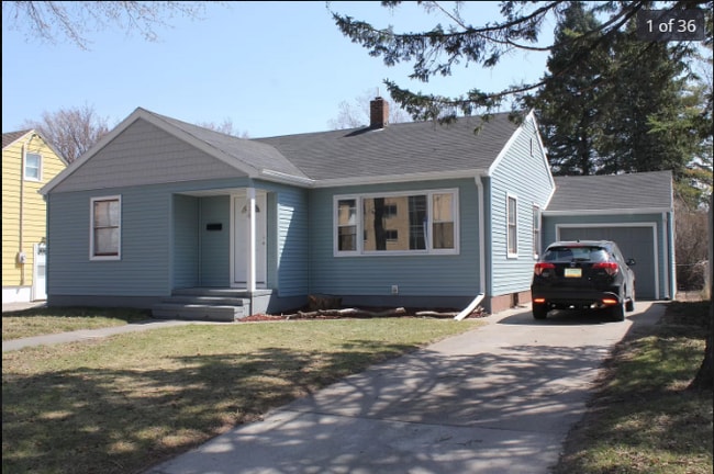 634 11th St N in Moorhead, MN - Building Photo - Building Photo