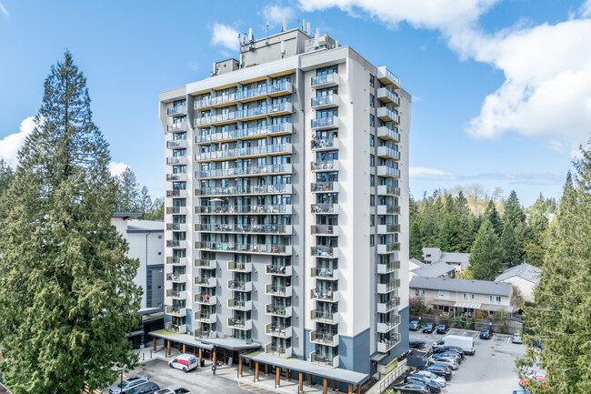 Lynn Manor in North Vancouver, BC - Building Photo - Primary Photo