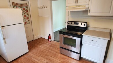 124 Lincoln Ave in Salamanca, NY - Building Photo - Building Photo