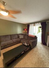10 Cherry Ct in North Liberty, IA - Building Photo - Building Photo