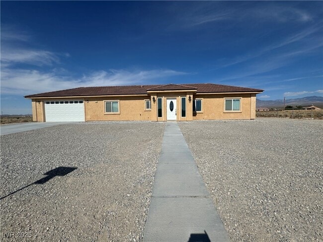 property at 2430 Banyon St