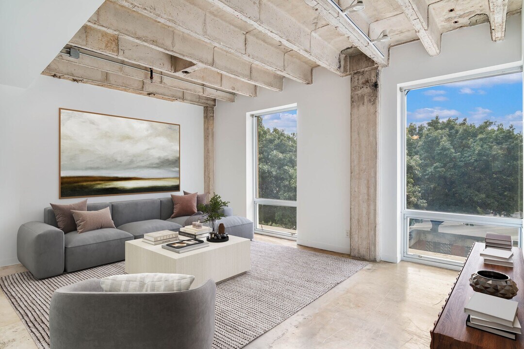 1115 S Alamo St in San Antonio, TX - Building Photo